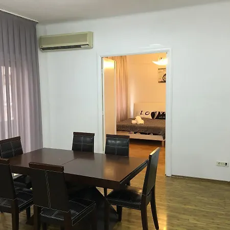 Apartment Ultra Central Deluxe Bukarest